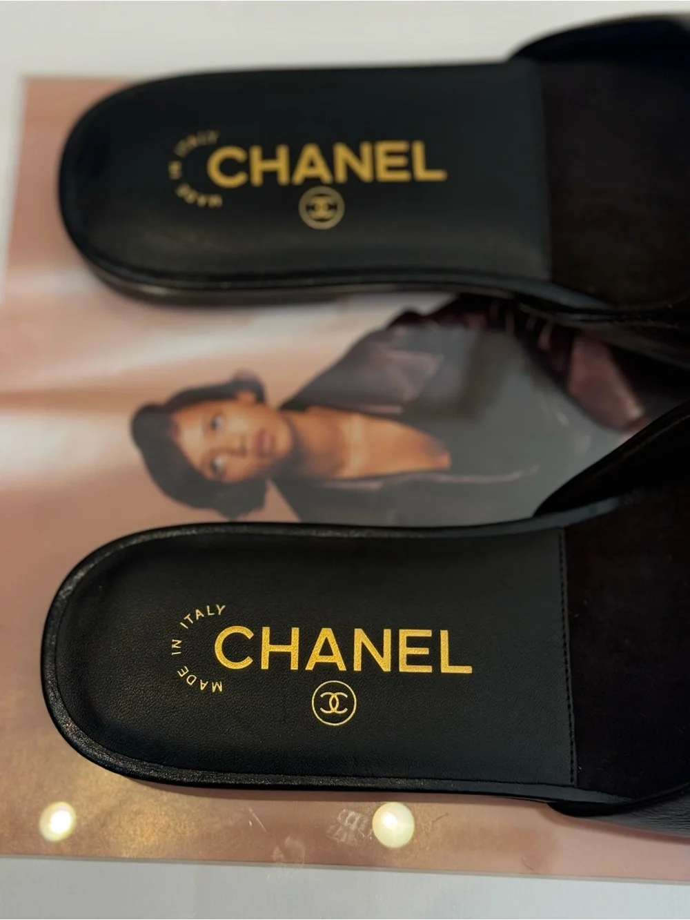 CHANEL Black Leather Crystal CC Chain Slide sandals size 38